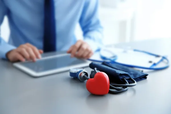 Especialista en fibrilación auricular en la CDMX